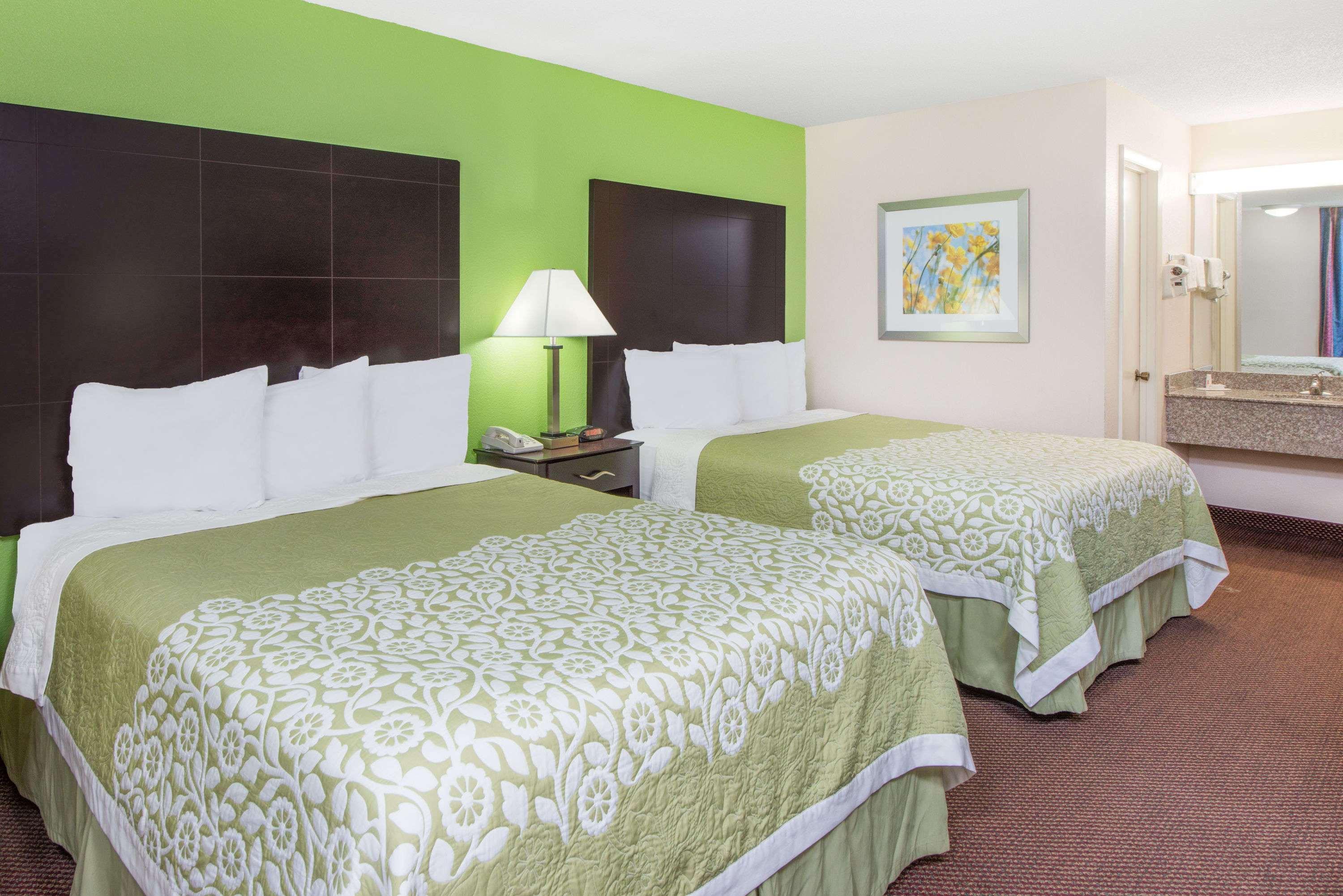Days Inn By Wyndham Calvert City - Paducah East Zewnętrze zdjęcie