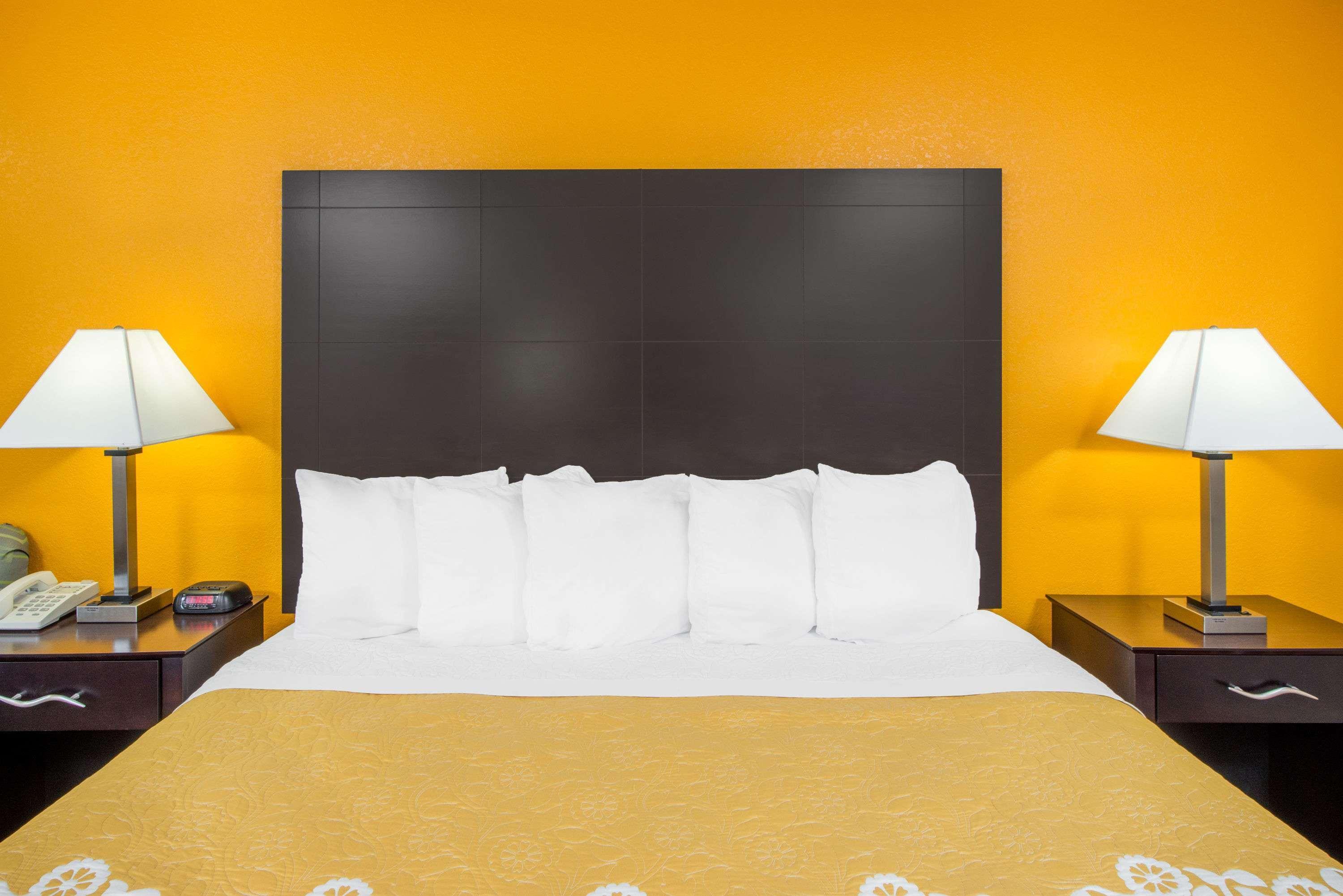 Days Inn By Wyndham Calvert City - Paducah East Zewnętrze zdjęcie