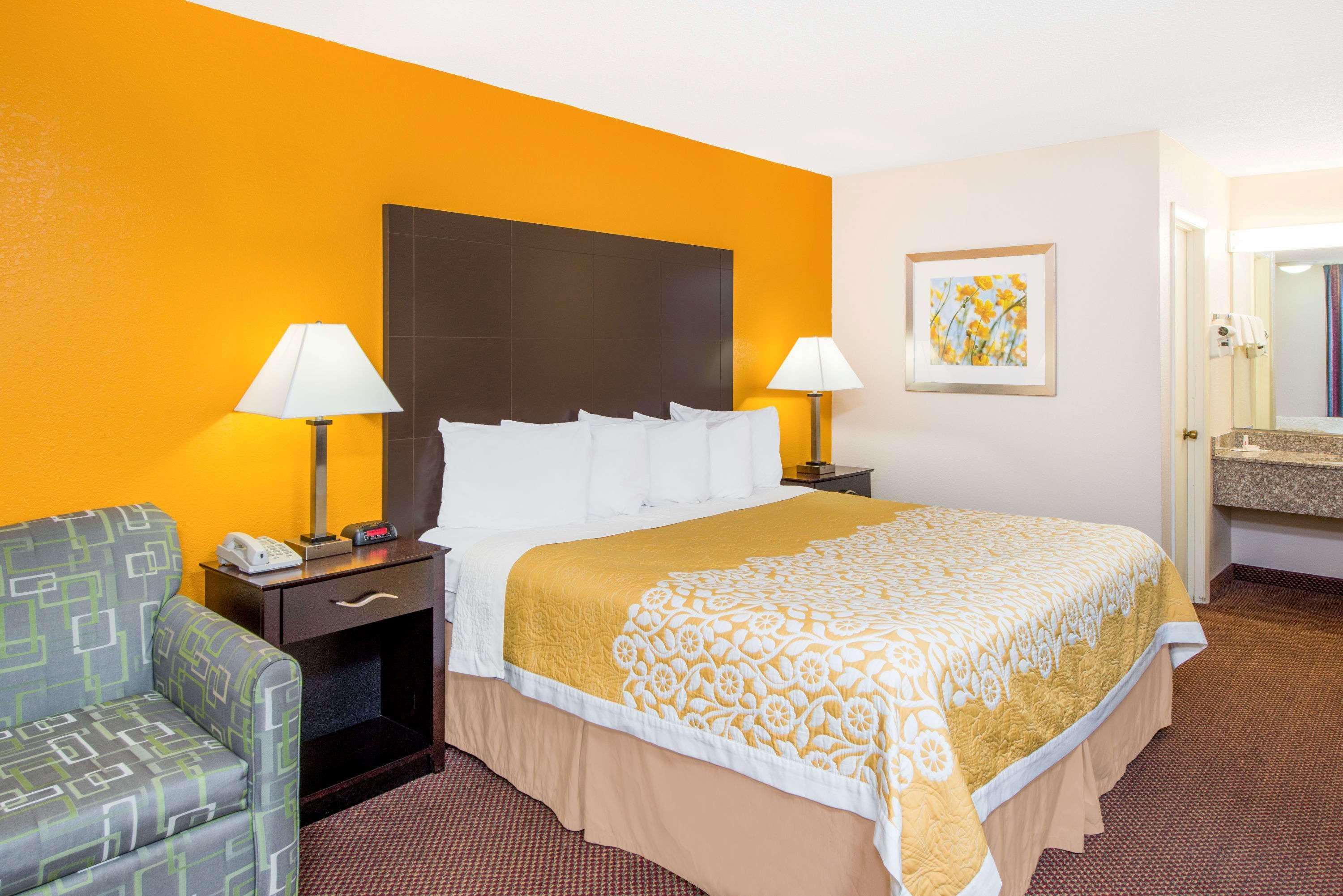 Days Inn By Wyndham Calvert City - Paducah East Zewnętrze zdjęcie